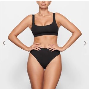 SWIM TANK BIKINI TOP